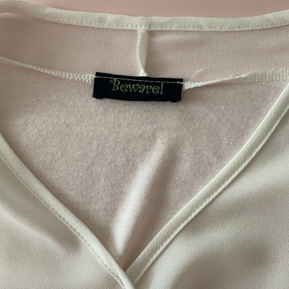 BUNDLE of whites - Picture 10 of 10